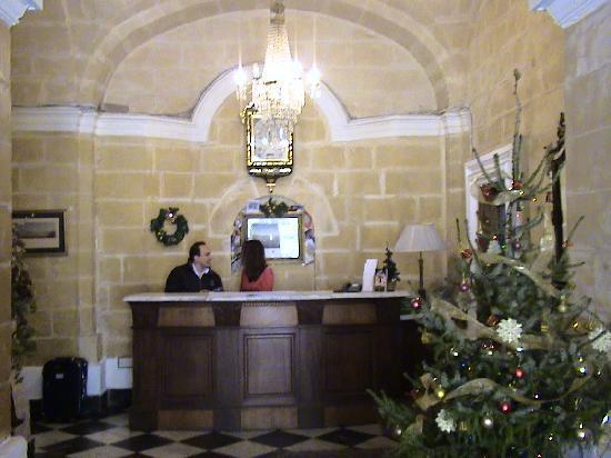 Castille Szálloda 3*